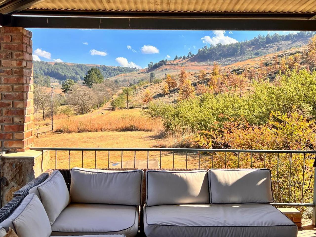Stone Creek Mountain Lodge Dullstroom Exterior foto